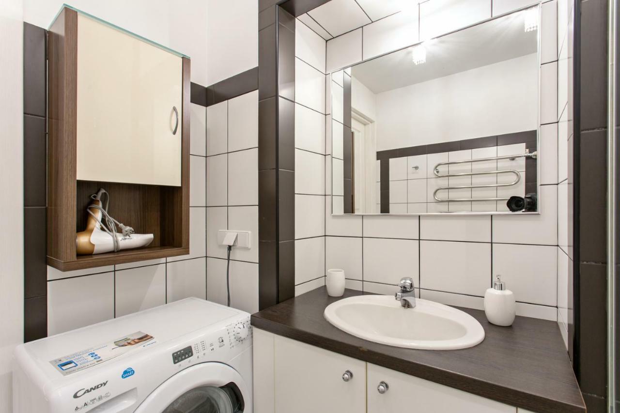 New Quiet Cozy City Center Apartment Вилнюс Екстериор снимка